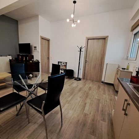 Villaggio Traditional Living Янина Экстерьер фото